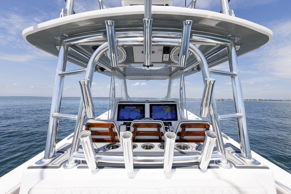 LONESOME COWBOY 39ft Front Runner Yacht For Sale