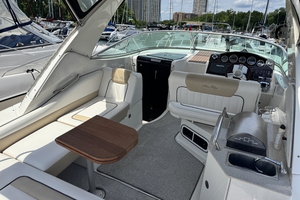 2010 Sea Ray 31