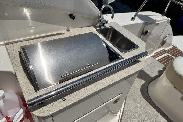 2010 Sea Ray 31