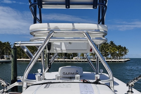 2013 Invincible 42
