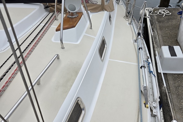 Tangent 34ft Tartan Yacht For Sale