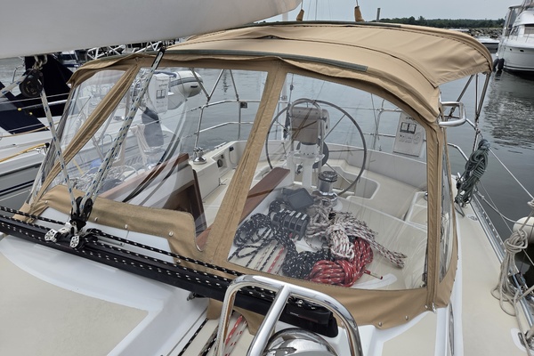 Tangent 34ft Tartan Yacht For Sale