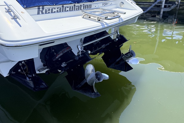 30ft Formula Yacht For Sale