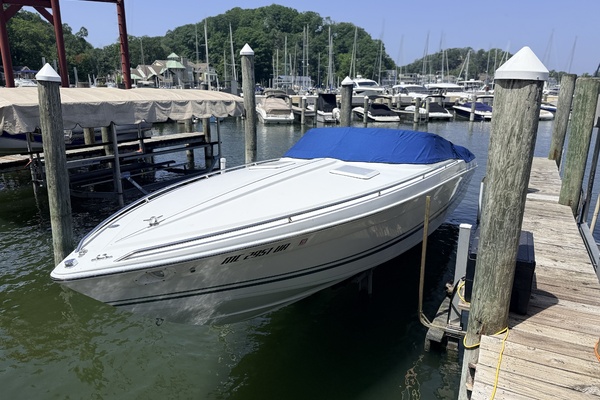 30ft Formula Yacht For Sale