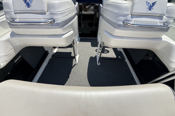 30ft Formula Yacht For Sale