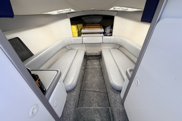 30ft Formula Yacht For Sale