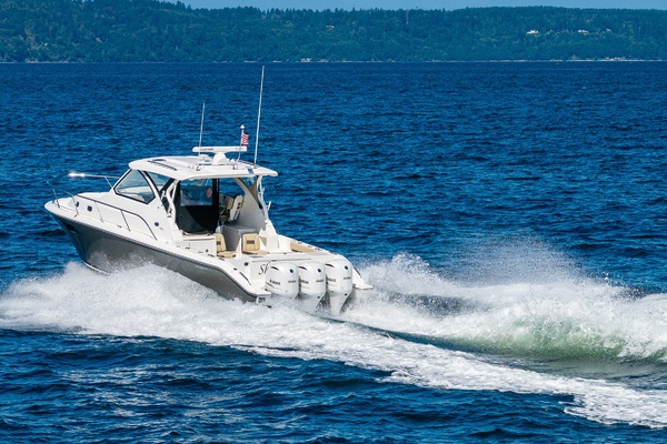 Skye Boat 38ft Pursuit Yacht For Sale