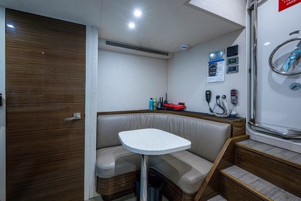 Cheoy Lee 78 Bravo Sport Motoryacht Yacht For Sale