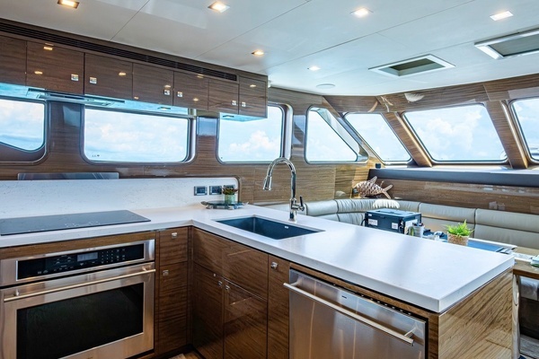 Cheoy Lee 78 Bravo Sport Motoryacht Yacht For Sale