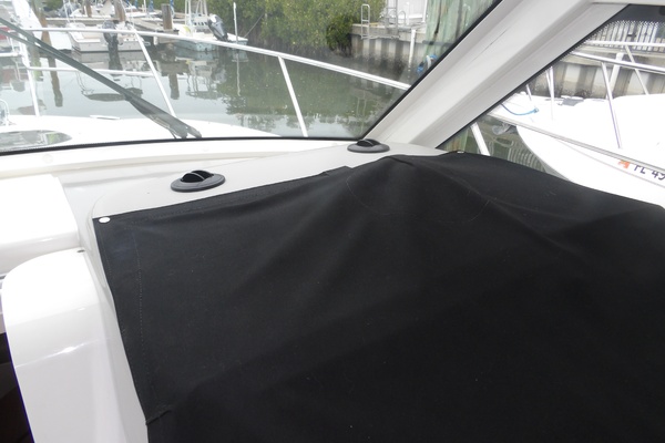 Wayward Kracken 31ft Boston Whaler Yacht For Sale