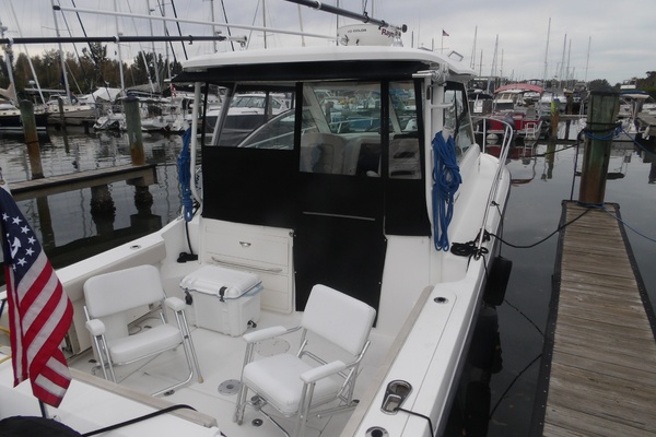 Wayward Kracken 31ft Boston Whaler Yacht For Sale