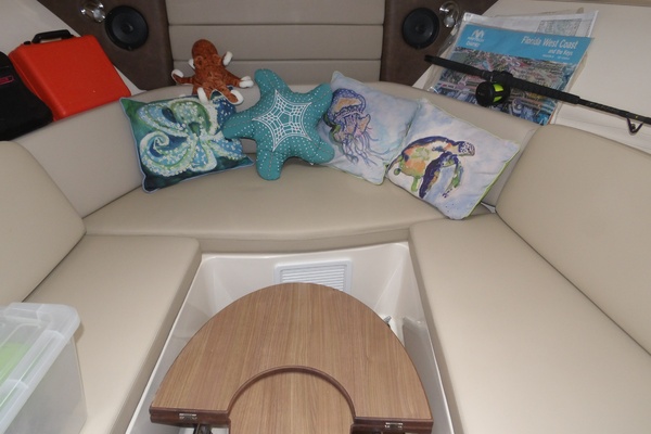 Wayward Kracken 31ft Boston Whaler Yacht For Sale