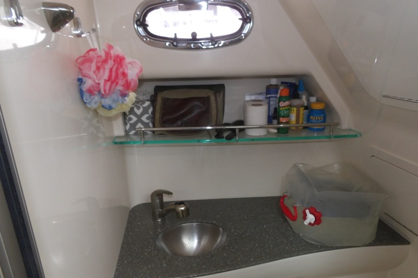 Wayward Kracken 31ft Boston Whaler Yacht For Sale