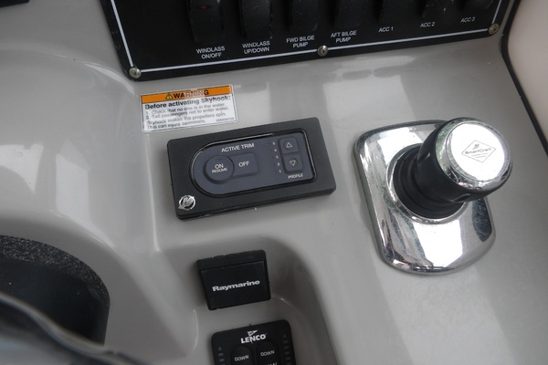 Wayward Kracken 31ft Boston Whaler Yacht For Sale