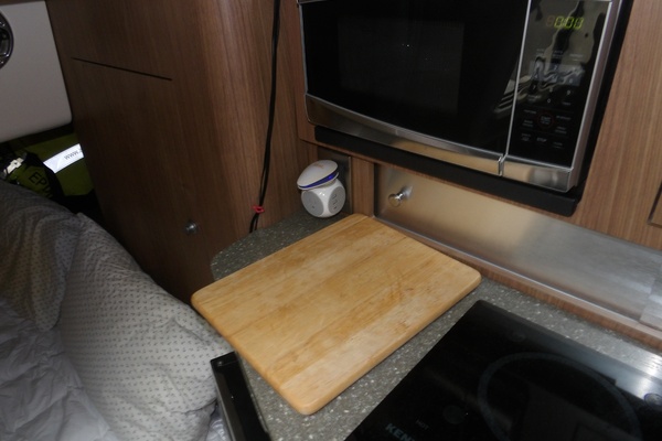 Wayward Kracken 31ft Boston Whaler Yacht For Sale