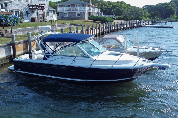 Photo of the 2001 Tiara Yachts 2900 Coronet
