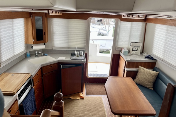 37ft Nordic Tugs Yacht For Sale