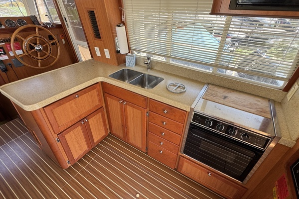 2008 Mainship 40