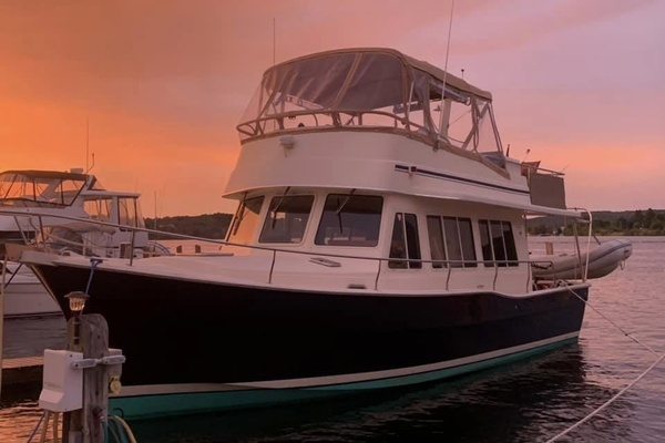2008 Mainship 40