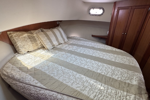 Safe Haven 40ft Mainship Yacht For Sale