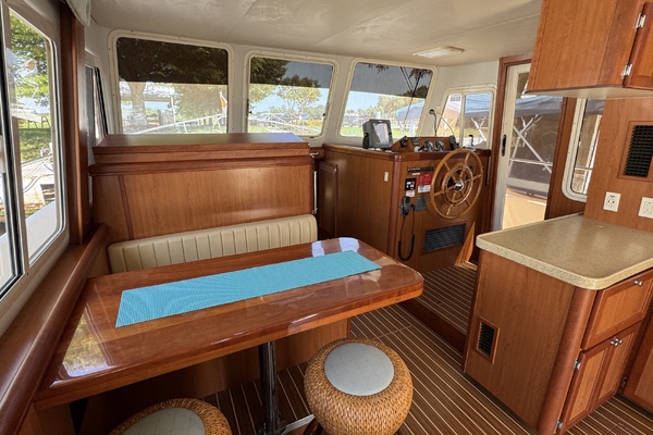 Safe Haven 40ft Mainship Yacht For Sale