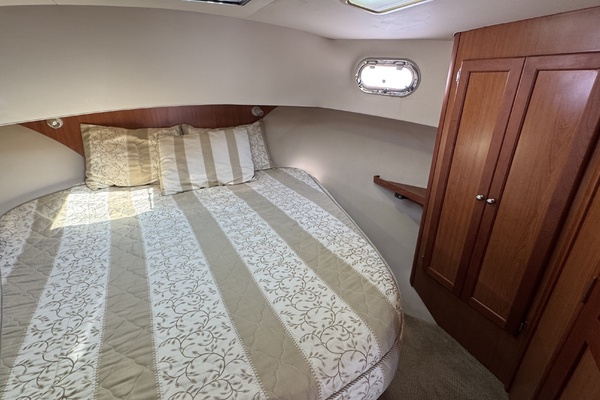 Safe Haven 40ft Mainship Yacht For Sale