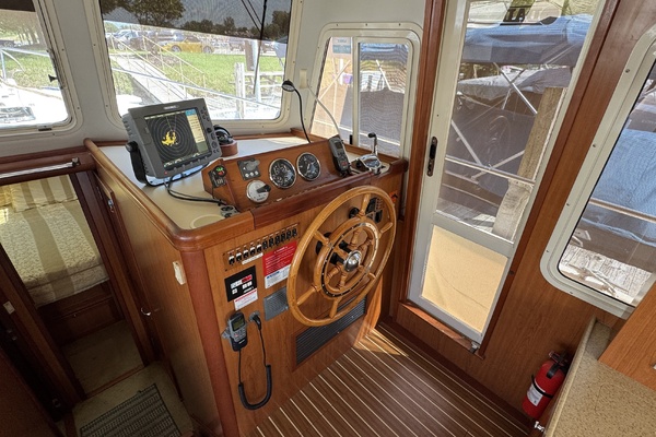 Safe Haven 40ft Mainship Yacht For Sale