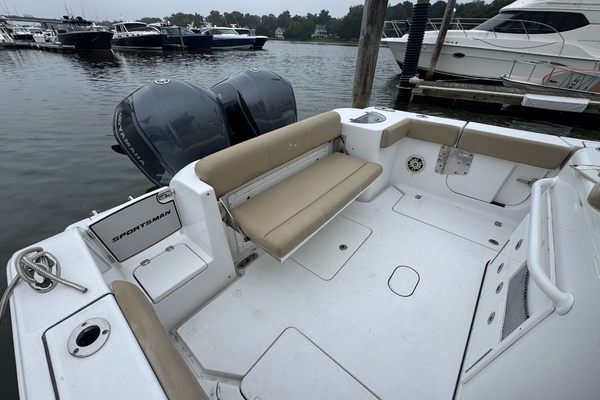 31ft Sportsman Yacht For Sale
