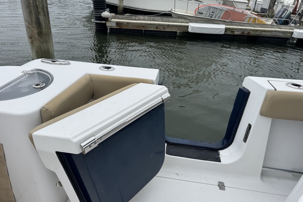 31ft Sportsman Yacht For Sale