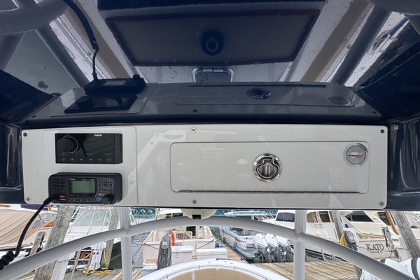 31ft Sportsman Yacht For Sale