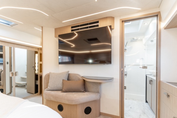 57ft Prestige Yacht For Sale
