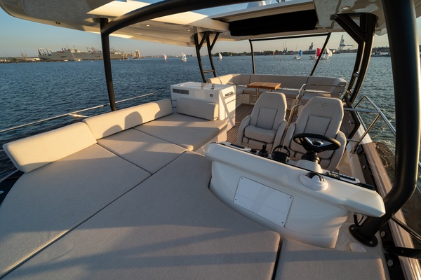 57ft Prestige Yacht For Sale