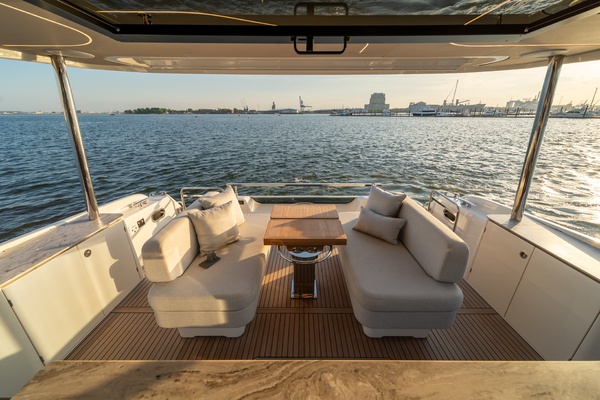 57ft Prestige Yacht For Sale