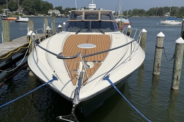 Photo of the 1997 Sunseeker Camargue 51 "Verankerd"