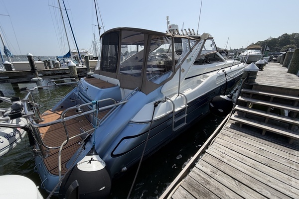 Photo of the 1997 Sunseeker Camargue 51 "Verankerd"