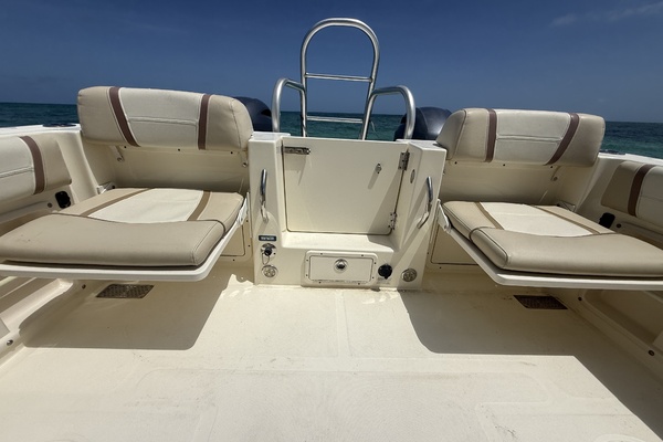 25ft World Cat Yacht For Sale