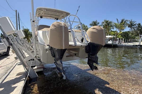 25ft World Cat Yacht For Sale