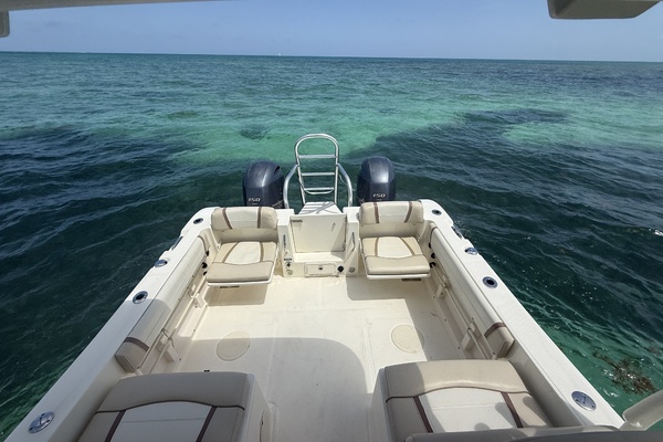 25ft World Cat Yacht For Sale