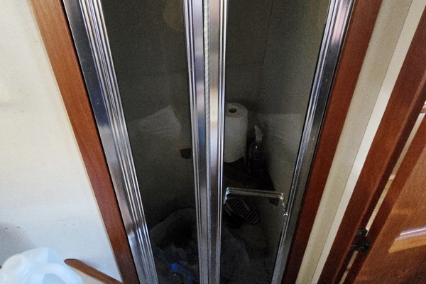 38ft Carver Yacht For Sale