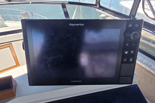 38ft Carver Yacht For Sale