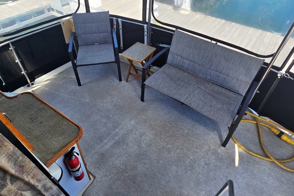 38ft Carver Yacht For Sale
