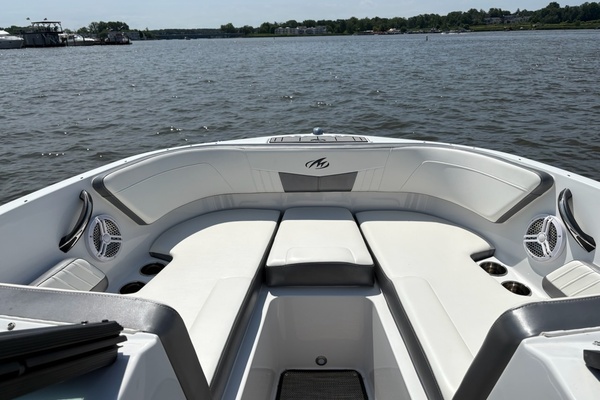 22ft Monterey Yacht For Sale