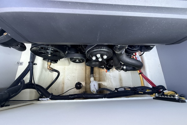 22ft Monterey Yacht For Sale