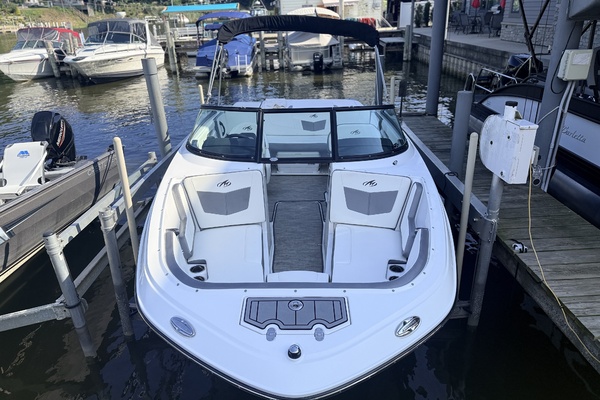 22ft Monterey Yacht For Sale