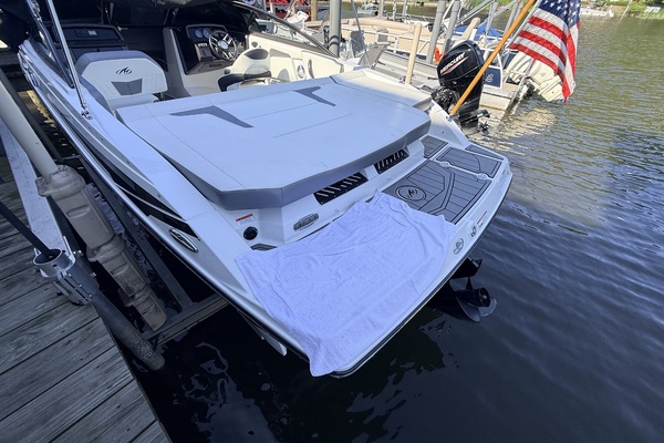 22ft Monterey Yacht For Sale