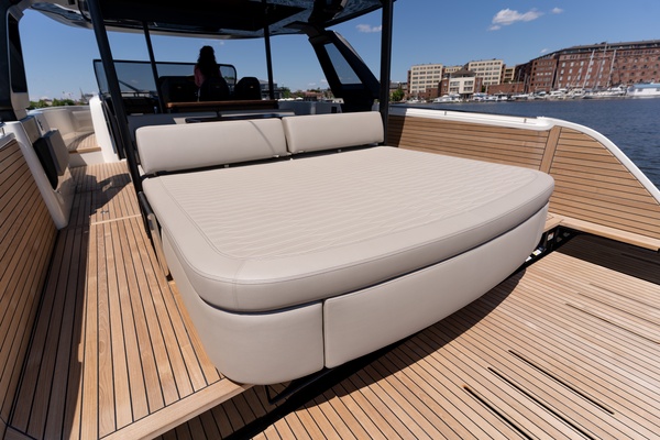 46ft Cranchi Yacht For Sale
