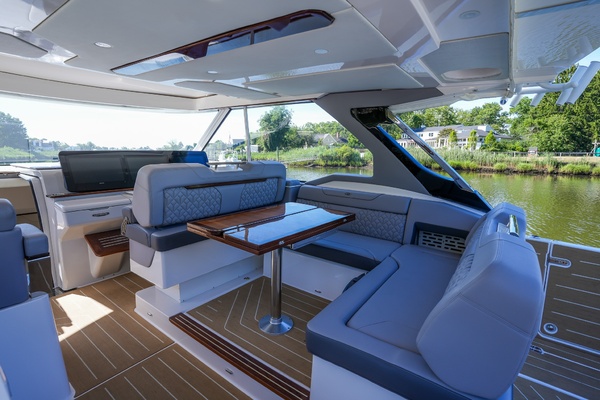 43ft Regal Yacht For Sale