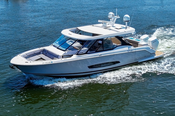 44FT (13.44M) REGAL