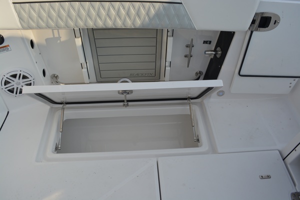 27ft Blackfin Yacht For Sale