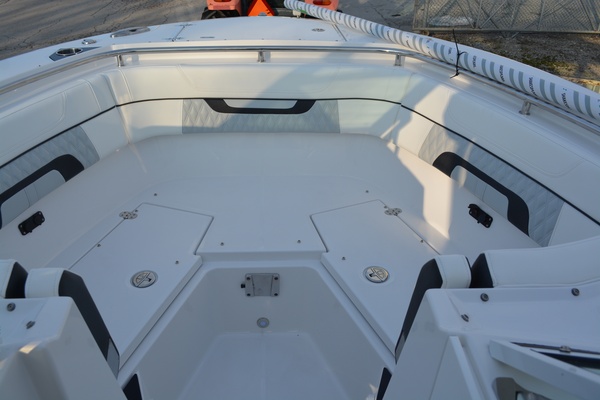 27ft Blackfin Yacht For Sale